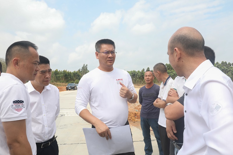 陈思远区长带队调研重点项目征地拆迁工作1（图文陈文雅 杨宇）.JPG
