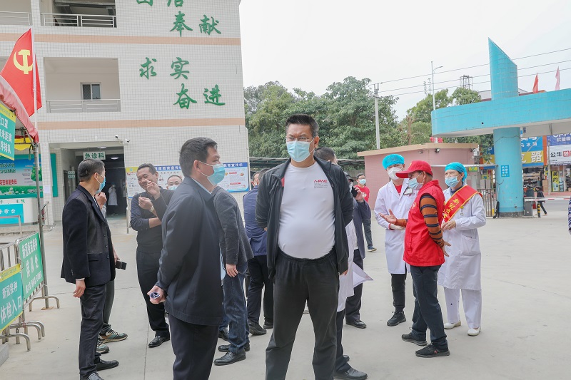 1.22陈思远区长带队到太平镇督导疫情防控及疫苗接种工作情况(图文:梁藓以) (2).JPG