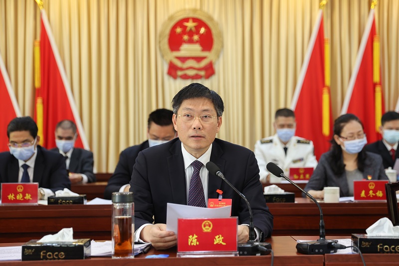 麻章区十届人大二次会议闭幕(图文杨阳传 杨宇) (2).JPG