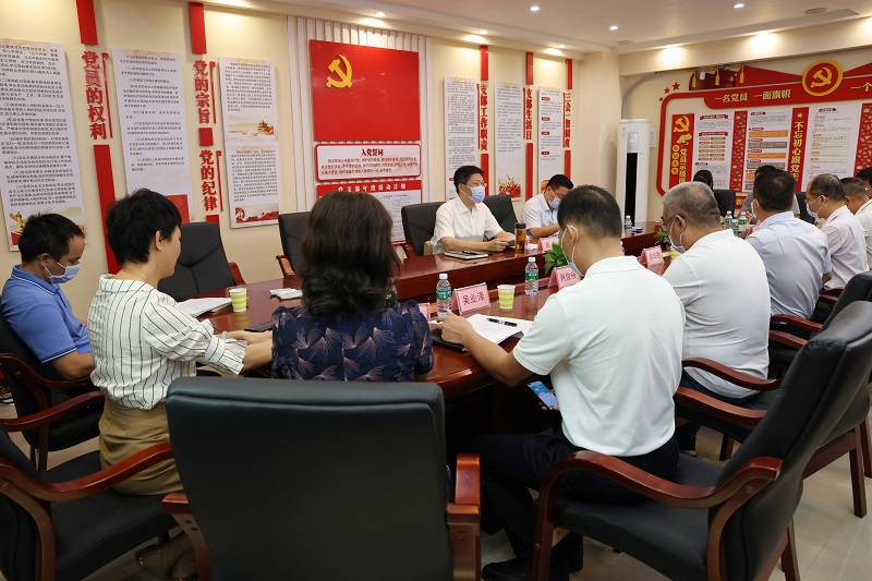 9.5陈政书记调研区政法委 (3).JPG