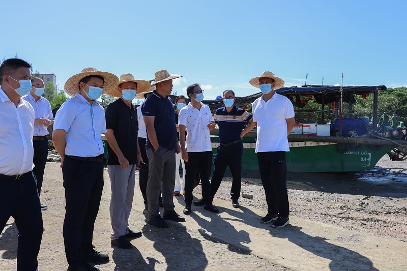 陈思远区长带队开展国庆期间安全生产和疫情防控工作检查3 (2).JPG