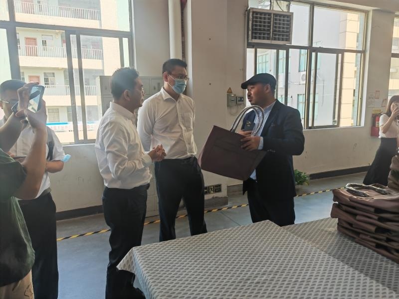 陈思远区长率队赴东莞开展招商工作 (2).jpg